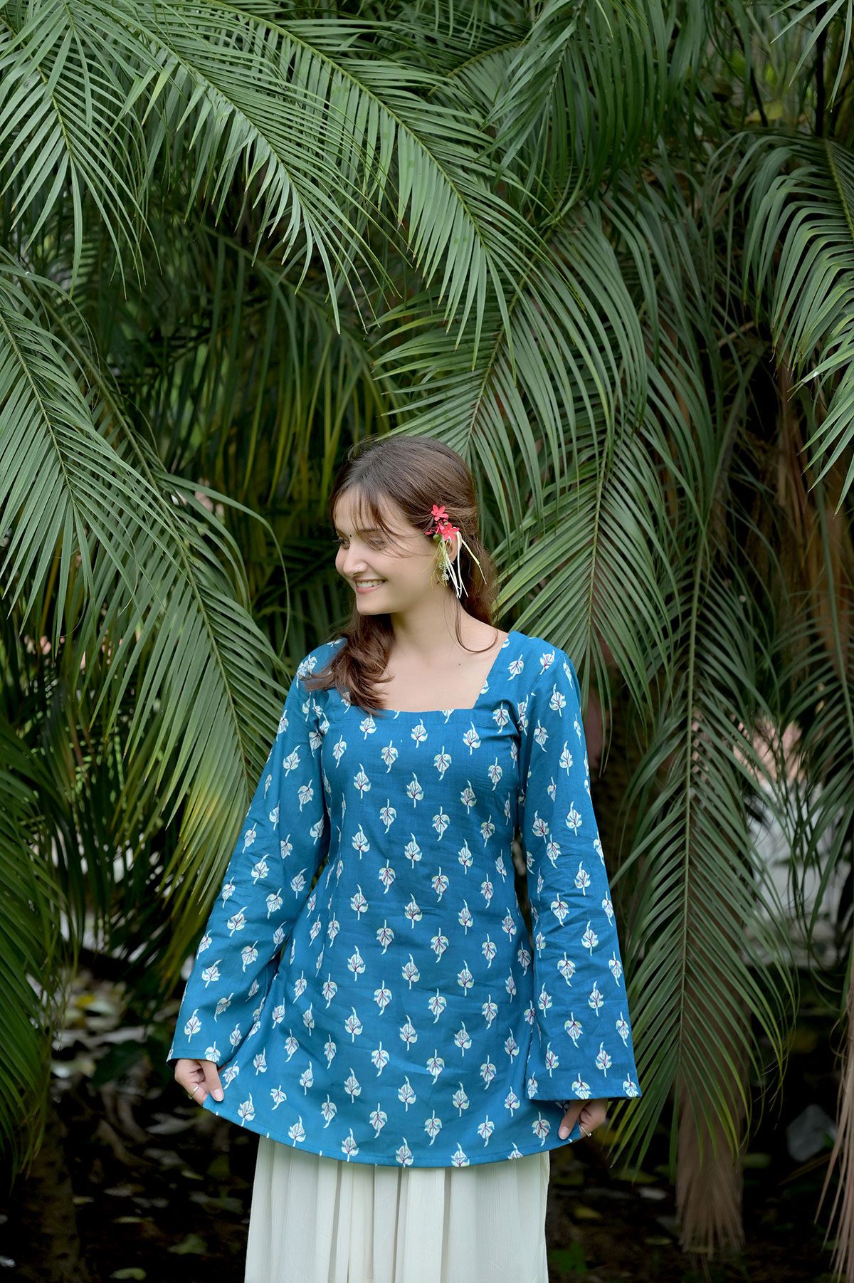 Teal Blue Leaf Printed Short Kurti - Image 4